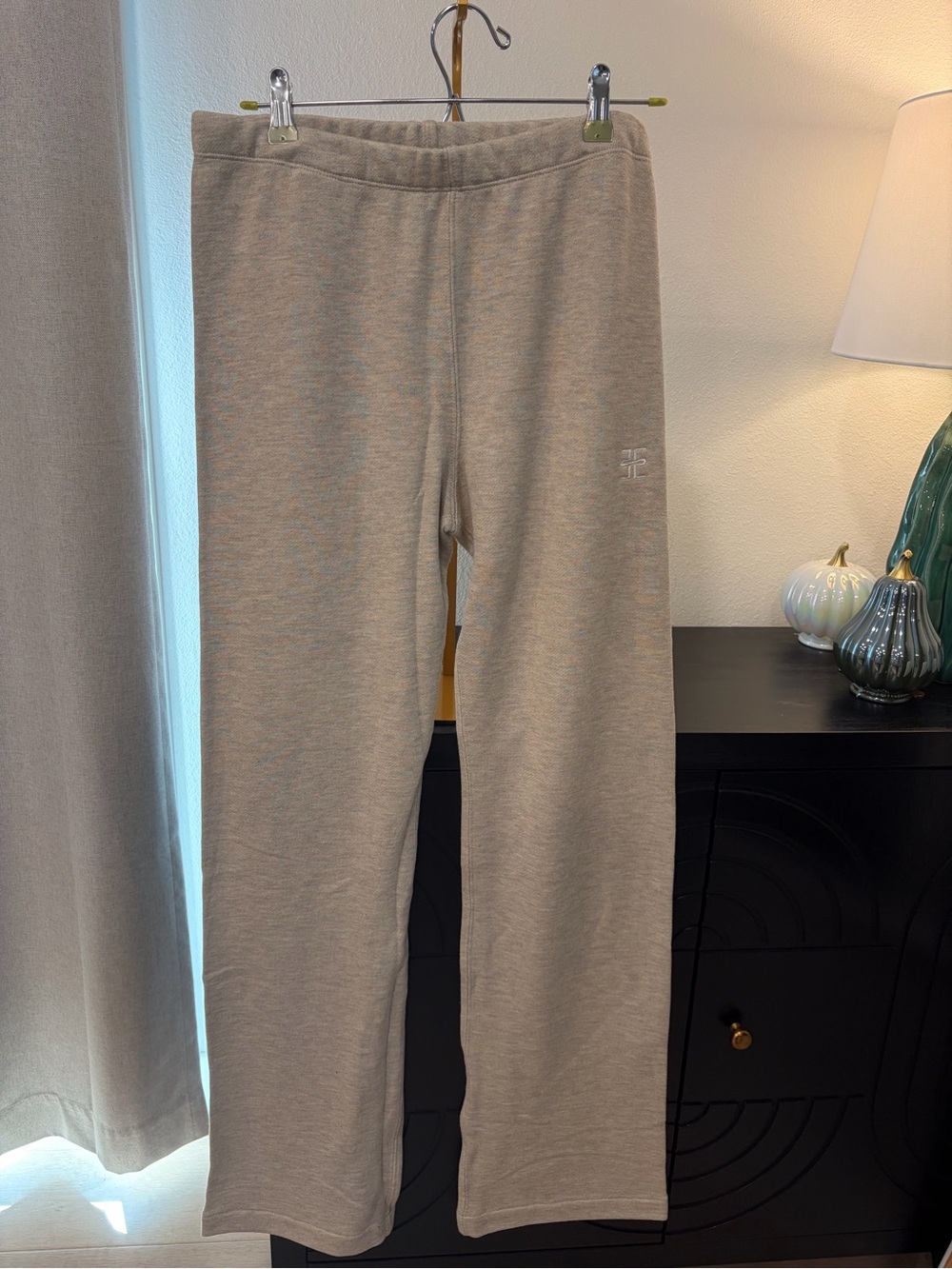 Eterne Straight Leg Sweatpant Heather Oatmeal size Medium
